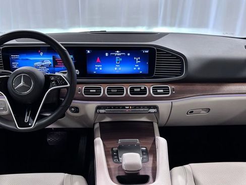 Certified 2025 Mercedes-Benz GLE 350 4MATIC image 2