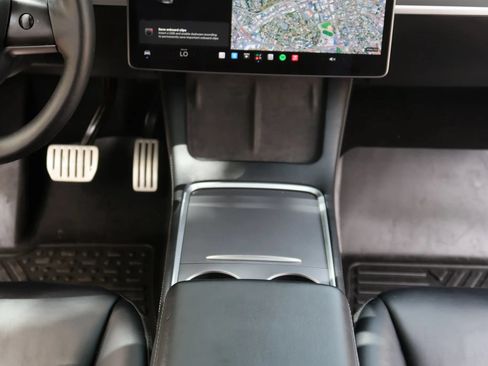 Used 2021 Tesla Model Y Performance AWD/4WD image 29