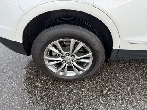 Used 2021 Cadillac XT5 Premium Luxury w/ LPO, Floor Liner Package image 4