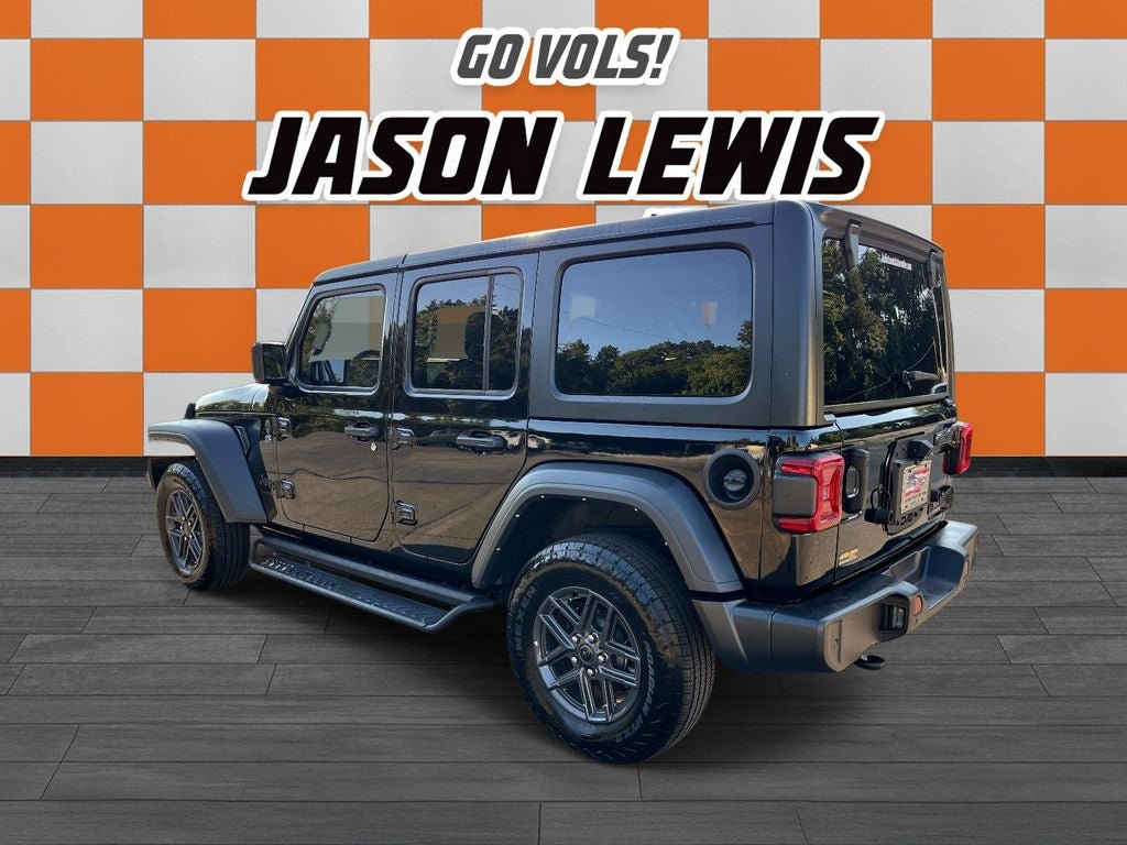 Used 2024 Jeep Wrangler Unlimited Sport AWD/4WD image 5