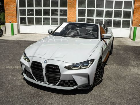 Used 2024 BMW M4 xDrive Competition AWD/4WD image 3