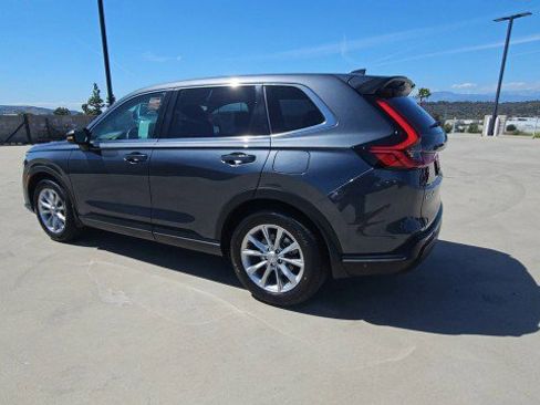 Used 2023 Honda CR-V EX image 6