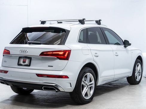 Used 2024 Audi Q5 e Premium Plus w/ Premium Plus Package AWD/4WD image 7