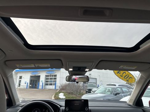 Used 2024 Honda CR-V EX image 16