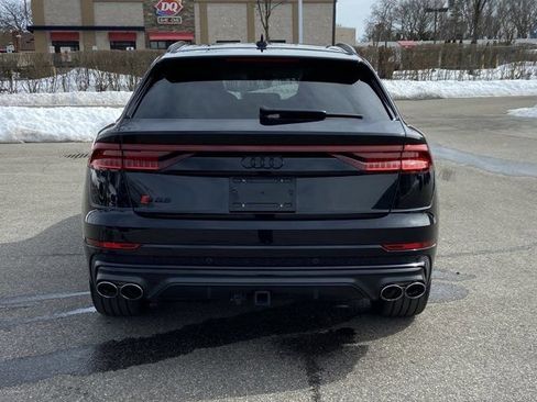 Used 2021 Audi SQ8 Prestige w/ Prestige Package image 6