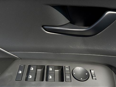 Certified 2024 Hyundai Kona SEL FWD image 16