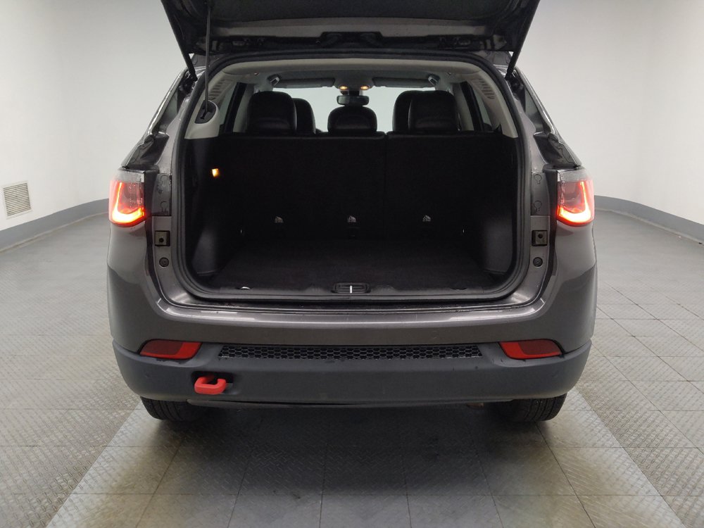 Used 2021 Jeep Compass Trailhawk w/ Convenience Group AWD/4WD image 29