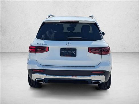 New 2026 Mercedes-Benz GLB 250 image 7