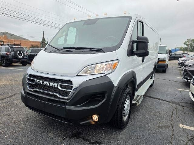 Used 2025 RAM ProMaster 2500 w/ U-Haul Equipment Group FWD image 2