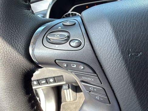 Used 2024 Nissan Murano SL image 25