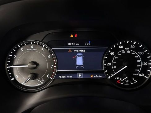 Used 2022 Nissan Armada SV w/ SV Appearance Package image 21