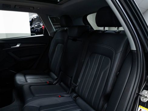 Used 2023 Audi Q5 2.0T Premium w/ Convenience Package AWD/4WD image 19