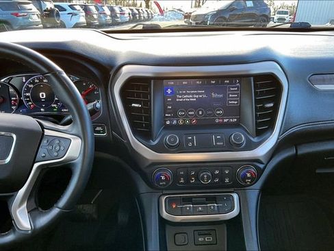 Used 2023 GMC Acadia Denali w/ Denali Ultimate Package image 16