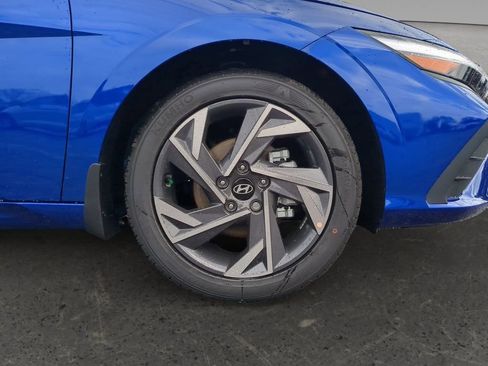 New 2025 Hyundai Elantra Sport image 22