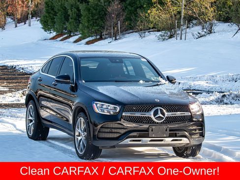 Used 2022 Mercedes-Benz GLC 300 4MATIC Coupe image 12