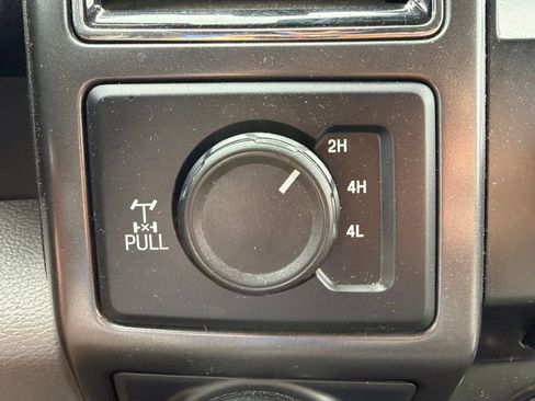 Used 2018 Ford F150 XLT w/ Equipment Group 302A Luxury AWD/4WD image 30