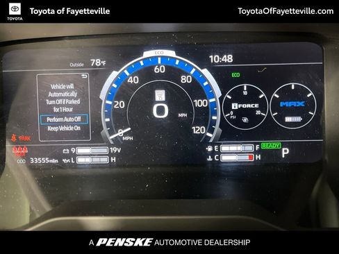Used 2024 Toyota Tundra Limited AWD/4WD image 37
