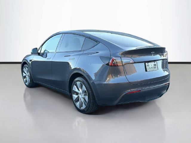 Used 2023 Tesla Model Y Long Range AWD/4WD image 5