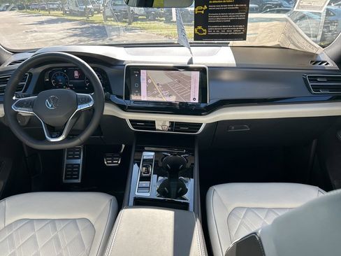 New 2026 Volkswagen Atlas Cross Sport SEL Premium R-Line image 10