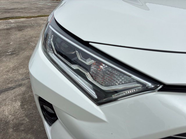 Used 2020 Toyota RAV4 XSE w/ XSE Grade Weather Package AWD/4WD image 9