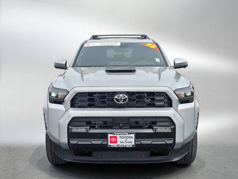 Used 2025 Toyota 4Runner TRD Sport Premium AWD/4WD image 8