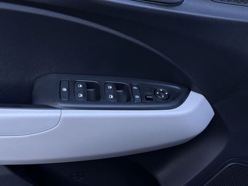 New 2026 Hyundai Venue SEL FWD image 15
