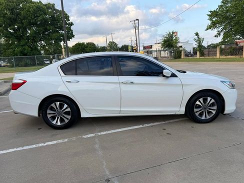 Used 2013 Honda Accord LX image 6