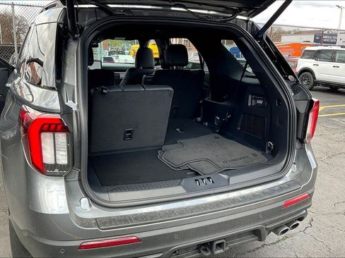 Used 2026 Ford Explorer ST w/ Sun And Sound Package AWD/4WD image 26