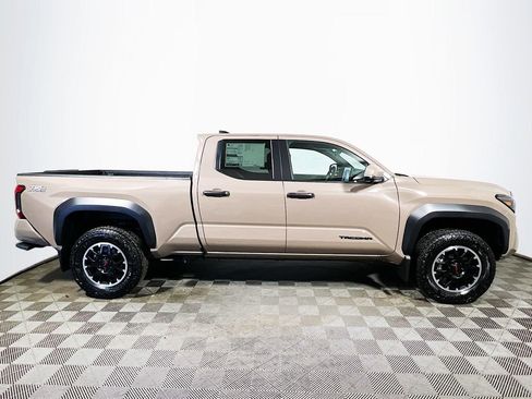 New 2026 Toyota Tacoma TRD Off-Road AWD/4WD image 9