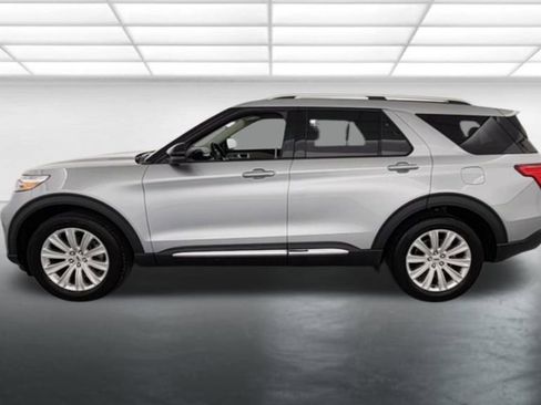 Used 2020 Ford Explorer Limited w/ Class III Trailer Tow Package image 6