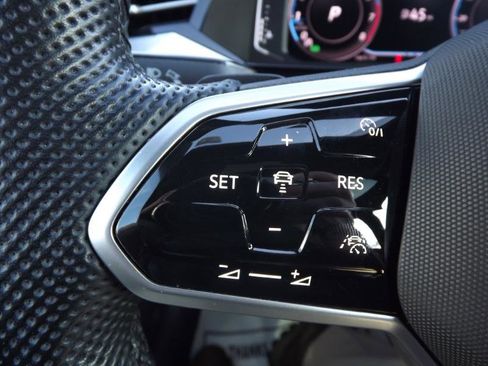 Used 2021 Volkswagen Arteon SEL R-Line image 17