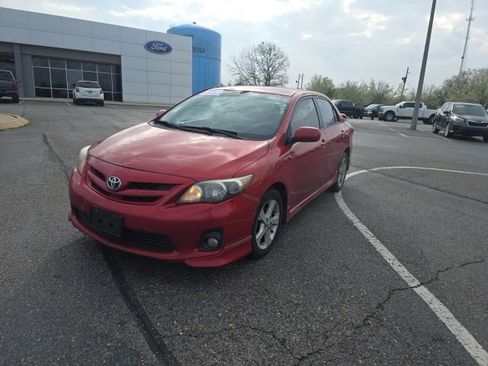 Used 2013 Toyota Corolla S image 7