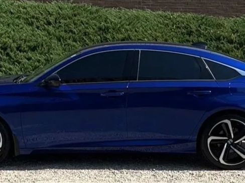 Used 2021 Honda Accord Sport Special Edition image 2