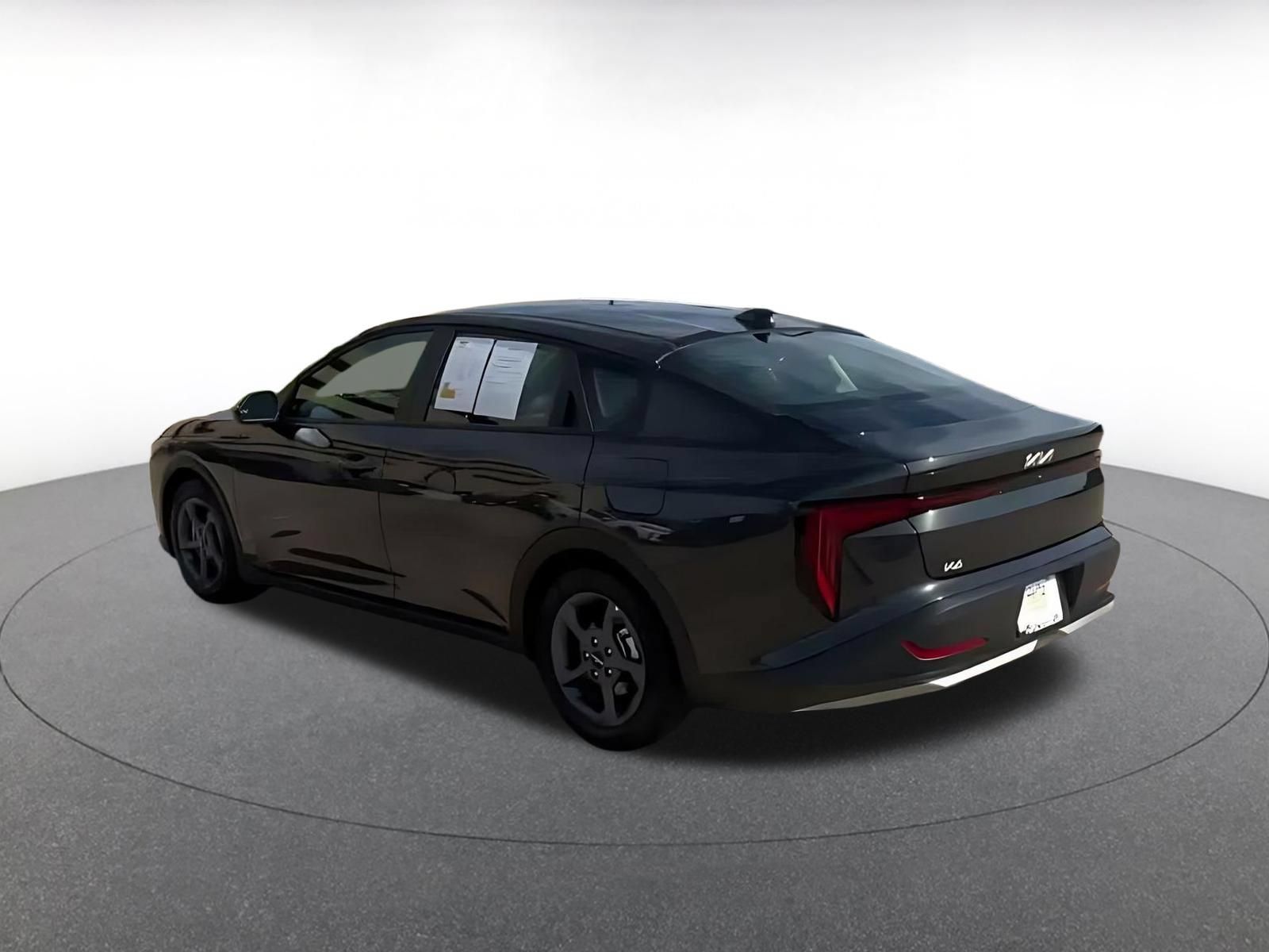 Used 2026 Kia K4 FWD image 9
