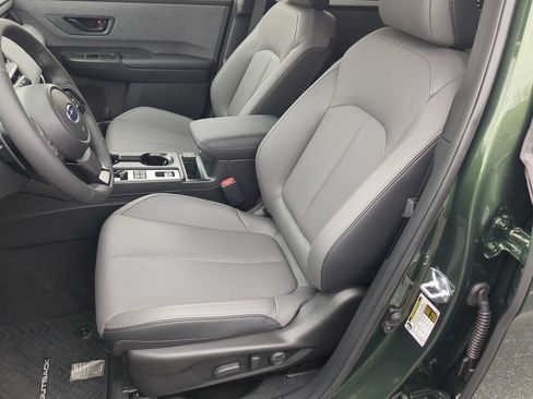 Used 2026 Subaru Outback Limited AWD/4WD image 19