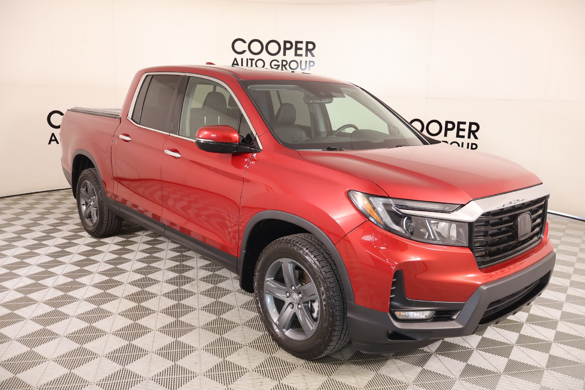 Used 2023 Honda Ridgeline RTL-E image 1