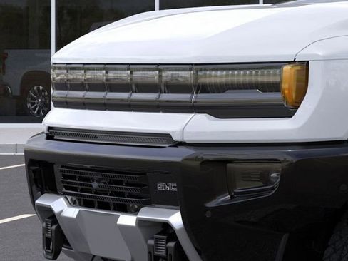 New 2025 GMC Hummer EV 2X AWD/4WD image 13
