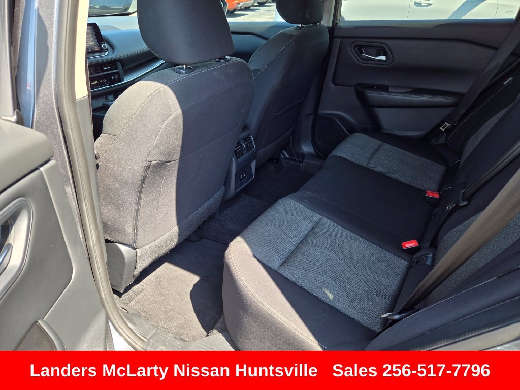 Used 2025 Nissan Rogue SV FWD image 14