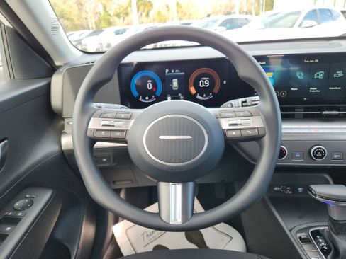 New 2026 Hyundai Kona SE image 11