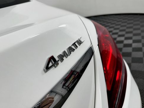Used 2020 Mercedes-Benz C 300 4MATIC Sedan image 11
