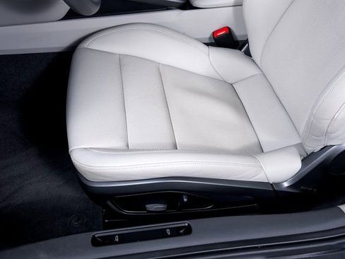 Used 2024 Porsche 911 Carrera 4S image 17