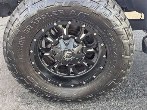 Used 2015 Ford F350 XLT w/ Snow Plow Prep Package image 14