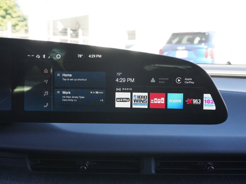 Used 2024 Lucid Air Touring AWD/4WD image 42