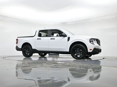 New 2025 Ford Maverick XLT w/ XLT Luxury Package image 32