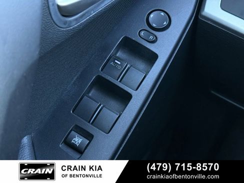 Used 2012 MAZDA MAZDA3 i Sport image 10