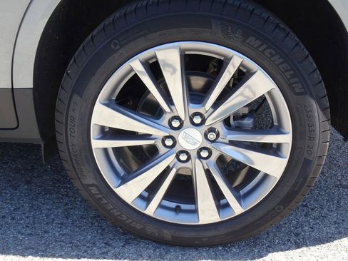 Certified 2024 Cadillac XT5 Premium Luxury w/ LPO, Floor Liner Package AWD/4WD image 24