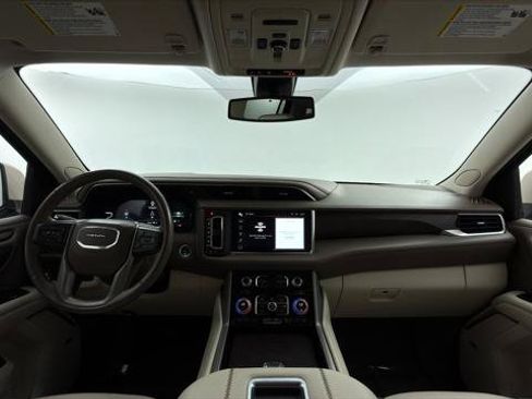 Used 2022 GMC Yukon XL Denali AWD/4WD image 27
