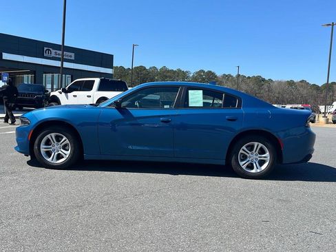 Used 2023 Dodge Charger SXT image 5