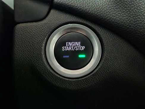 Used 2019 Chevrolet Equinox LT w/ Driver Convenience Package FWD image 24