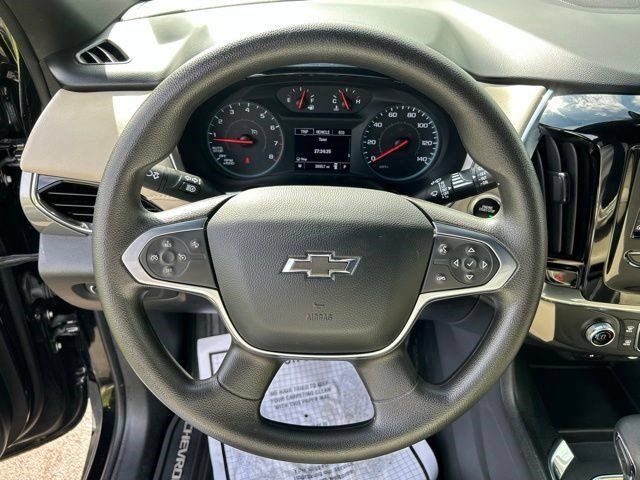 Used 2023 Chevrolet Traverse LS w/ Midnight/Sport Edition FWD image 16